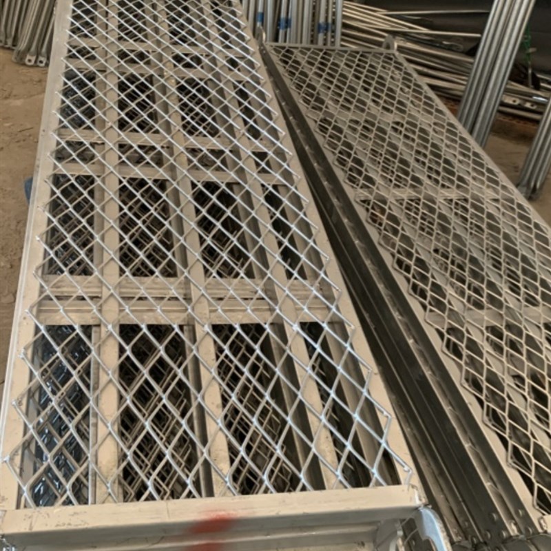 国标三芯方管边钩柳钉踏板