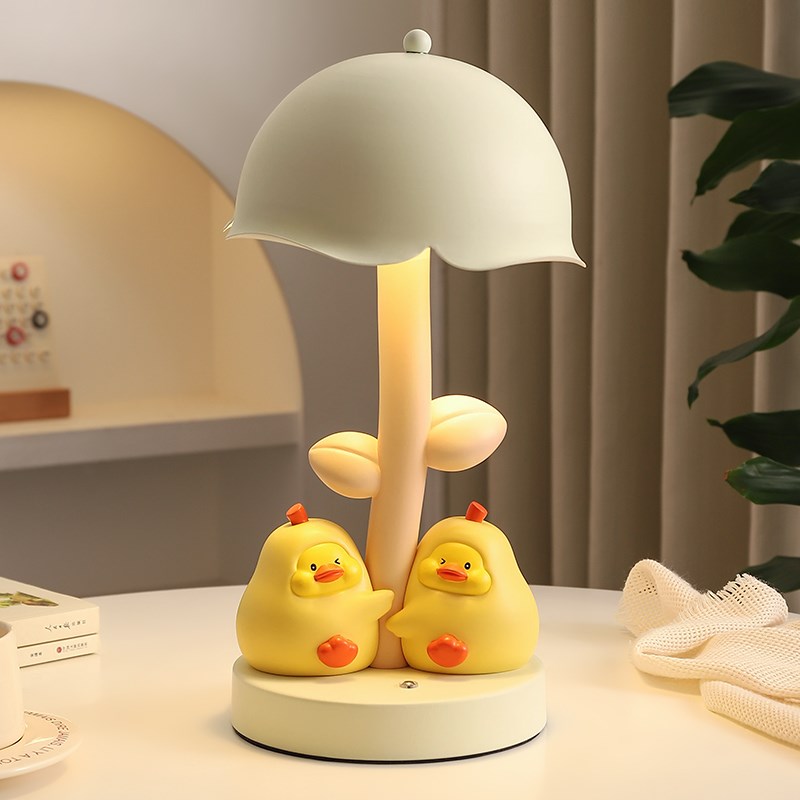 可爱抱抱鸭小夜灯摆件书房桌面装饰创意卧室床头台灯实用生日礼物