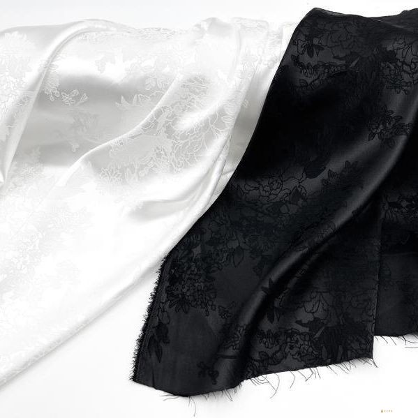 柔软垂感光泽弹力蔷薇花浮雕提花缎面布料旗袍汉服面料藤花牡丹