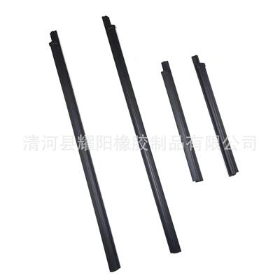 适用纳瓦拉80820-EB70080821-EB700汽车门窗玻璃外挡水条