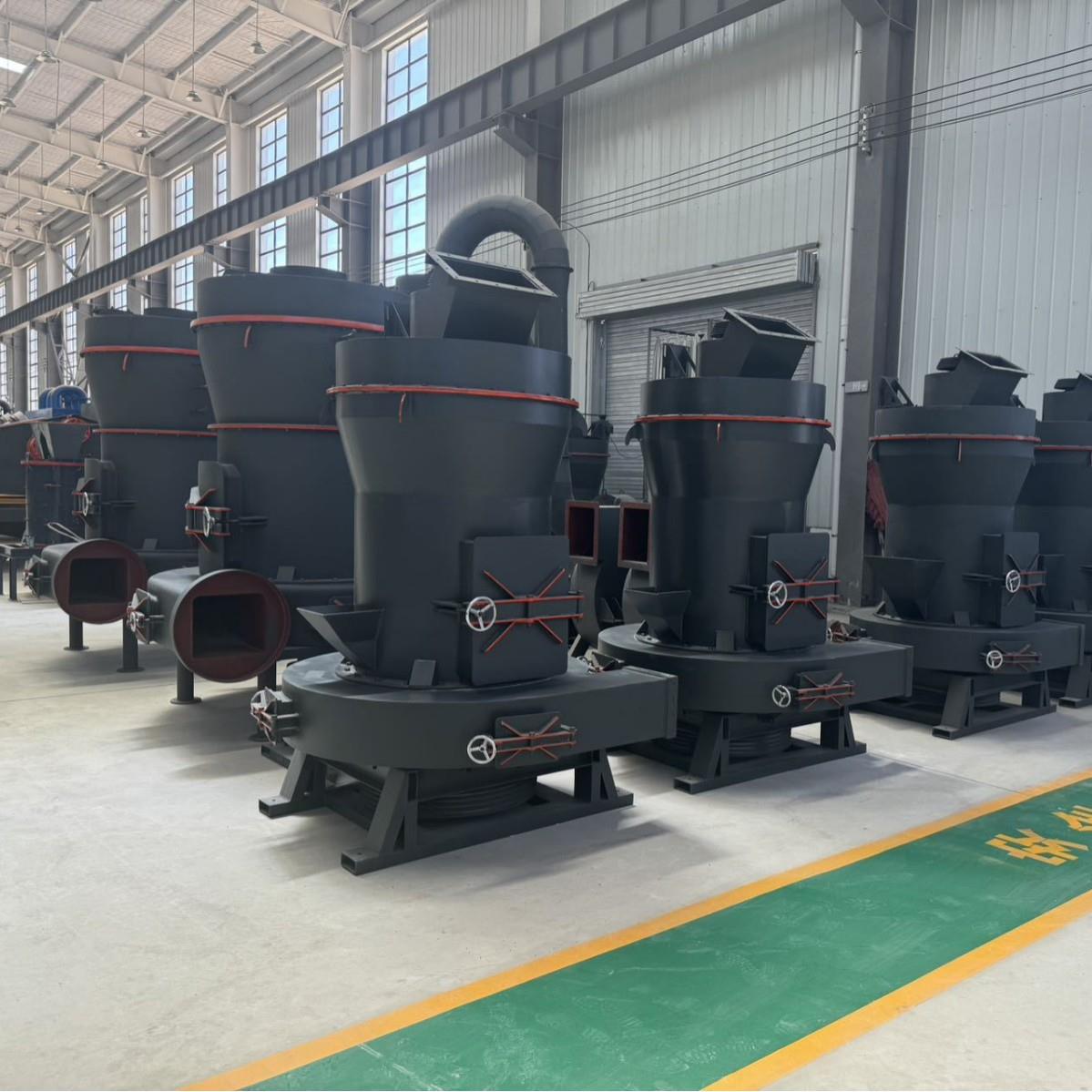 大型商用三辊研磨机光纤胶体杂粮磨粉机土壤雷蒙磨矿石雷蒙磨粉机