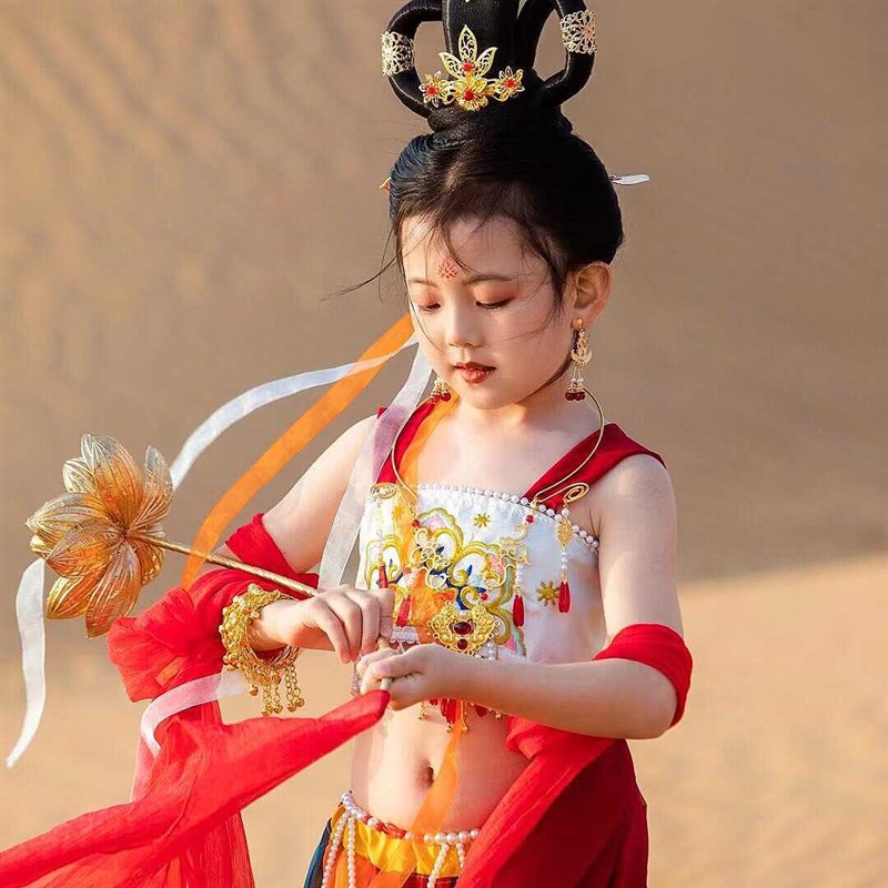 儿童汉服敦煌舞西域公主异域风情古典舞飞天乐鼓琵琶演出毕业摄影