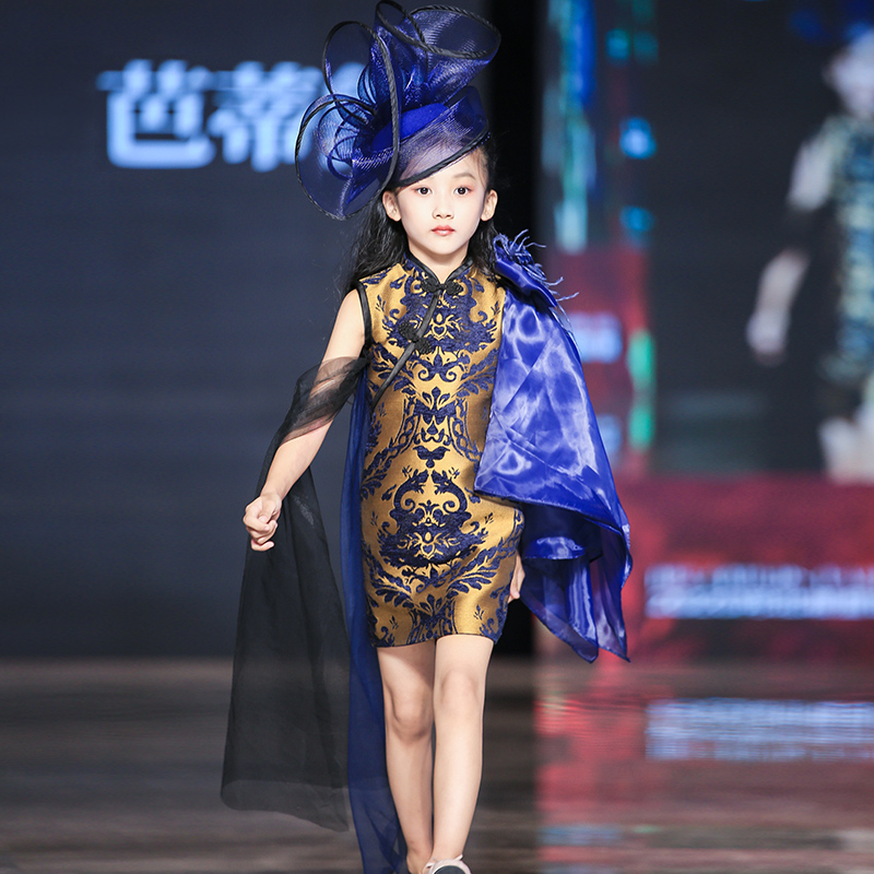 儿童旗袍中国风2021新款模特t台 女童礼服裙高端走秀国潮演出服夏
