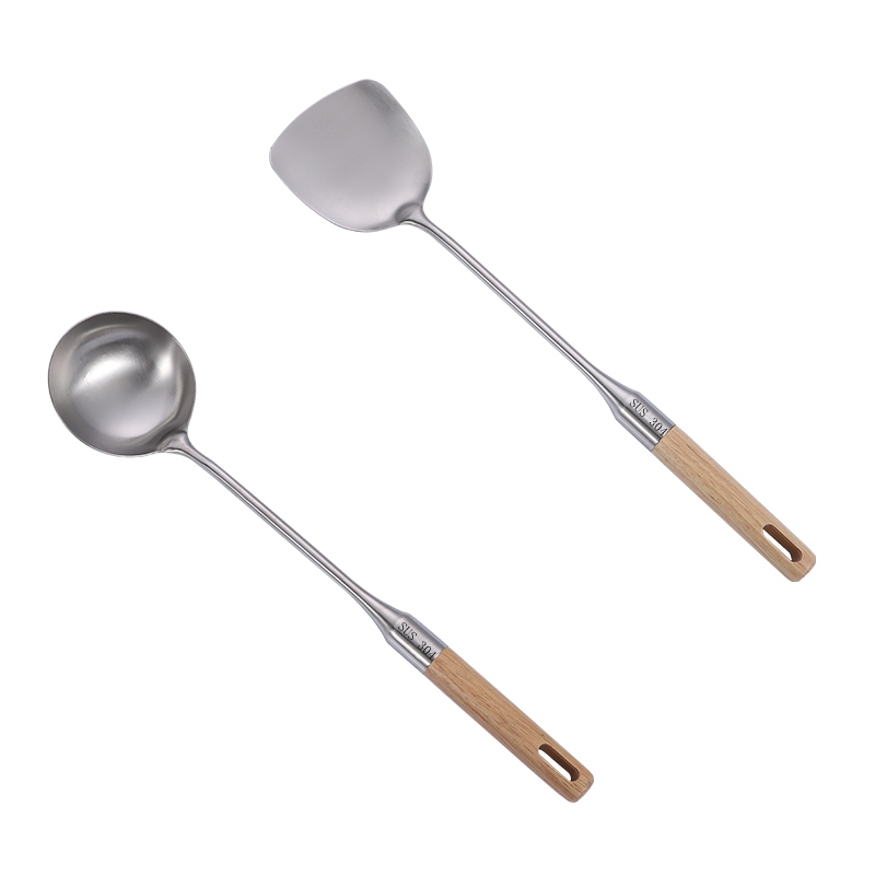 304不锈钢厨师炒勺长把实木柄汤勺子加厚酒店家用炒菜锅铲大号