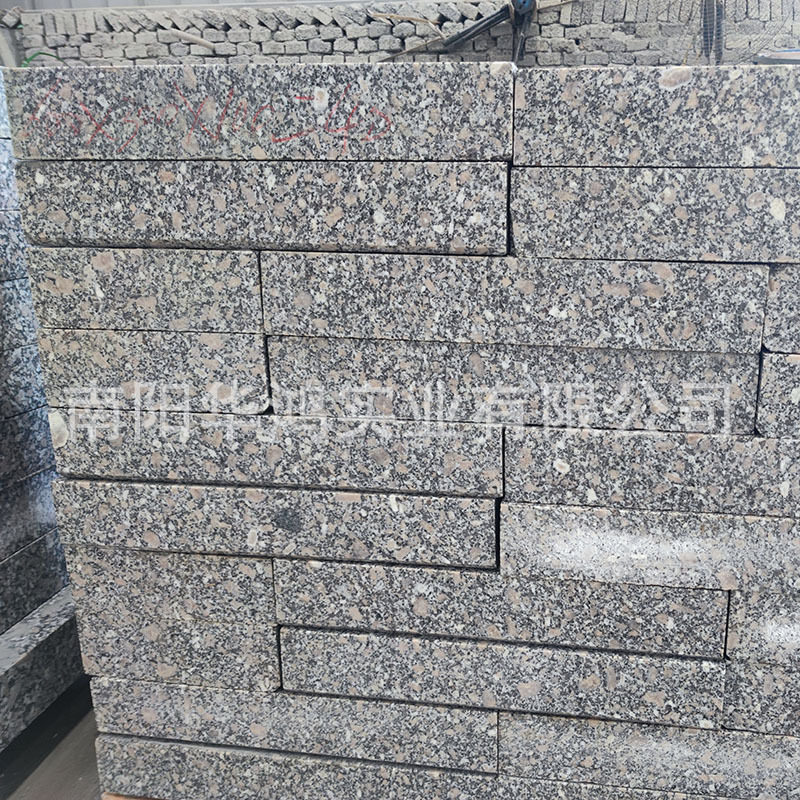花岗岩道岩石人行道平道牙梨花白石材厂家路缘石树围石白麻树坑石