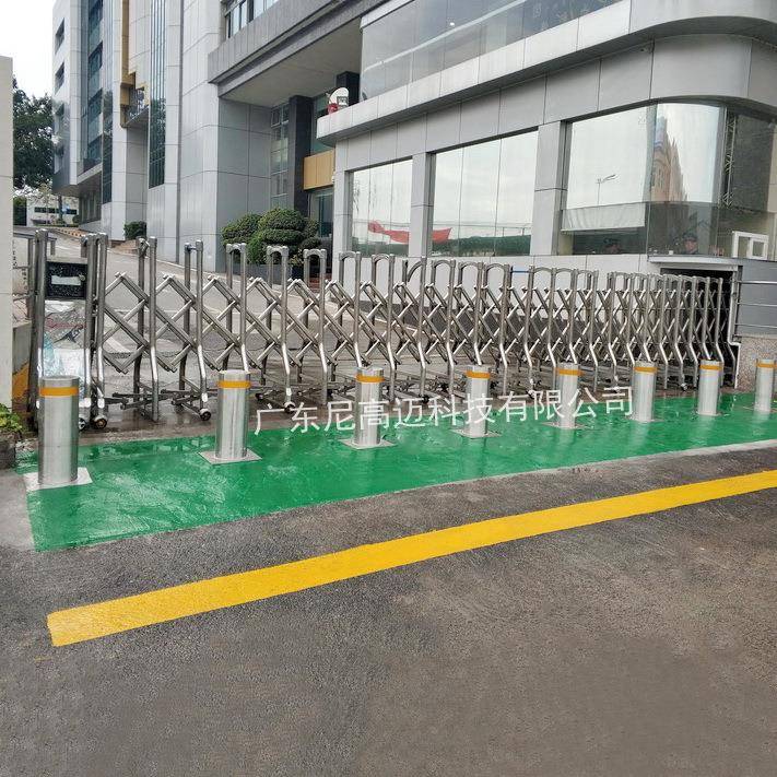 广ORH州南沙海珠番路禺学门口拆卸304不锈校钢活动障升降可防撞柱