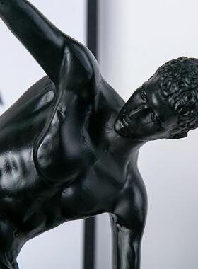 约轻奢体育简者男掷铁饼运动员雕书房书桌TBYDY办像公室玄关工艺