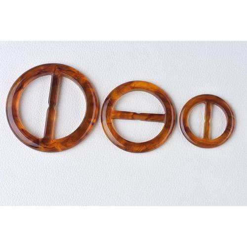 圆日形字扣厂风家现货树脂腰纽BGI扣衣腰带三可挡调节皮带扣新式