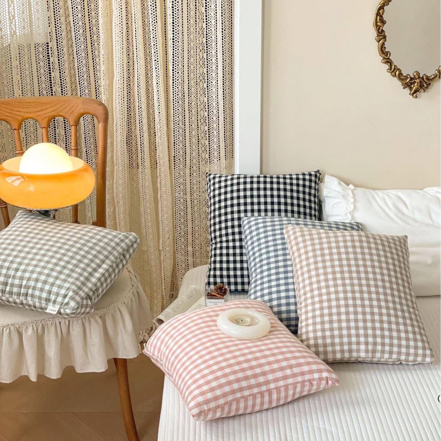 抱枕被子靠可冬季加厚两用二合一车枕办公多功能抱室穿午睡毯子载