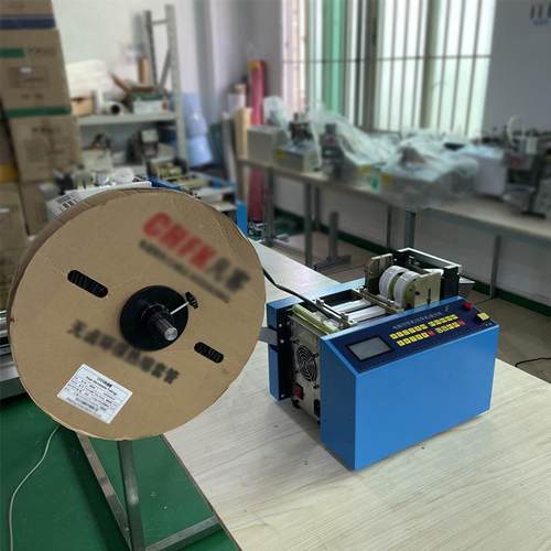 罩耳带裁切机松紧带机切带机铁氟龙管口切管100条全自动鼻梁裁剪