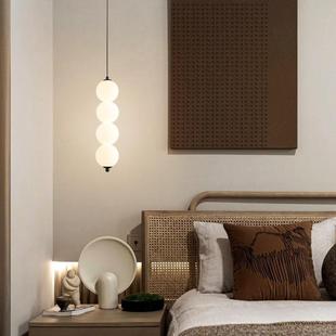 北网红奶油风吊灯日式 创意圆糖葫球芦小吊灯现614代室简约欧卧床