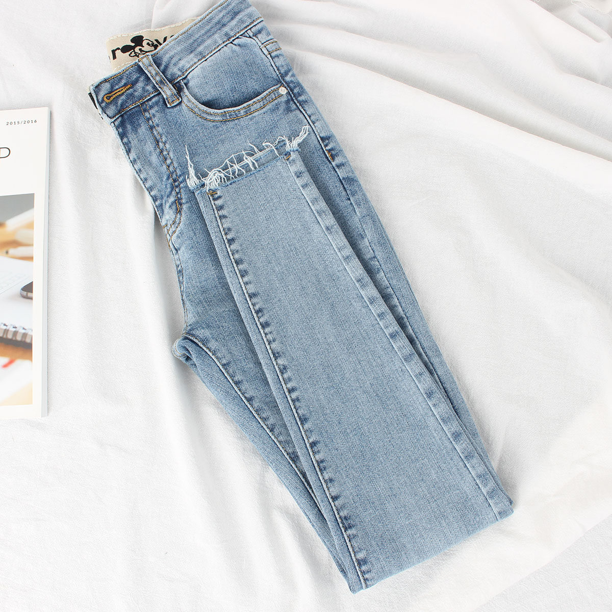 松紧腰~加薄绒浅色牛仔裤女加绒九分紧身小脚铅笔裤磨毛抓绒靴裤