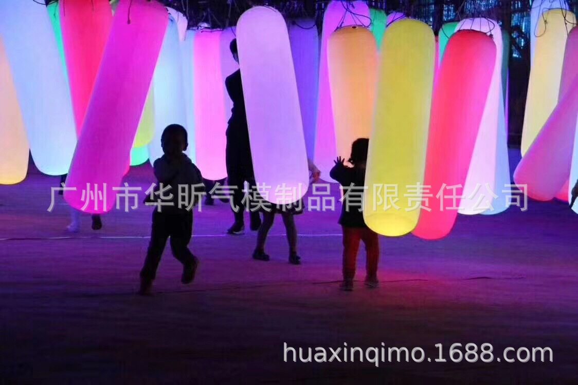 垂吊发光灯柱遥控变色发光拍拍球变色圆柱创意气球