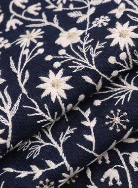 厂家E21596供棉应绣布料日式花卉刺绣布裙箱花包抱麻枕面料