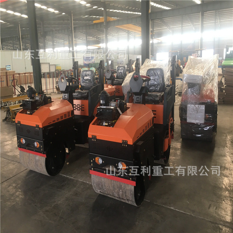 手扶座驾双钢轮震动路面压路机