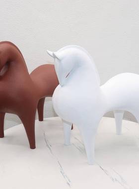 软现新中式唐马摆件白代色树脂客厅样板间办公室米1兰时尚装饰红