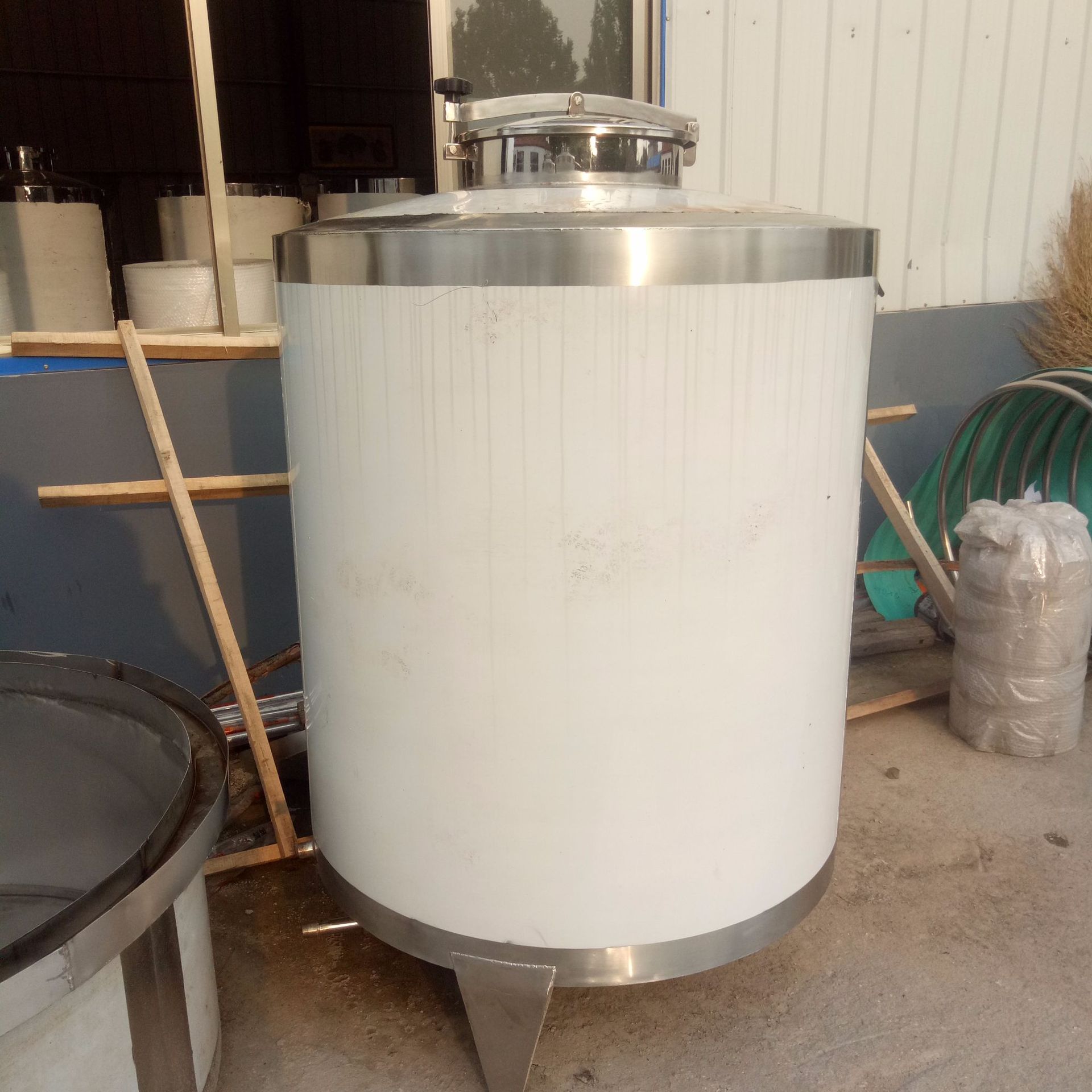 潍坊储油化工耐高温罐304优质储运容器罐型号 多功能防潮不锈钢罐