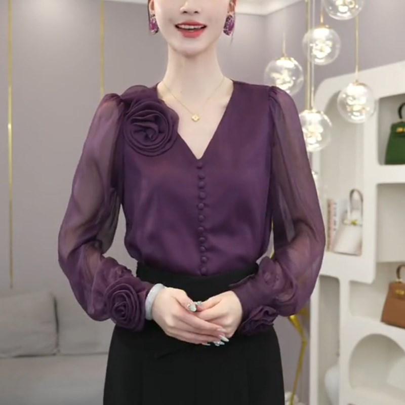 长袖V领紫色衬衫女士2025早春新款时尚洋气宽松大码休闲显瘦上衣