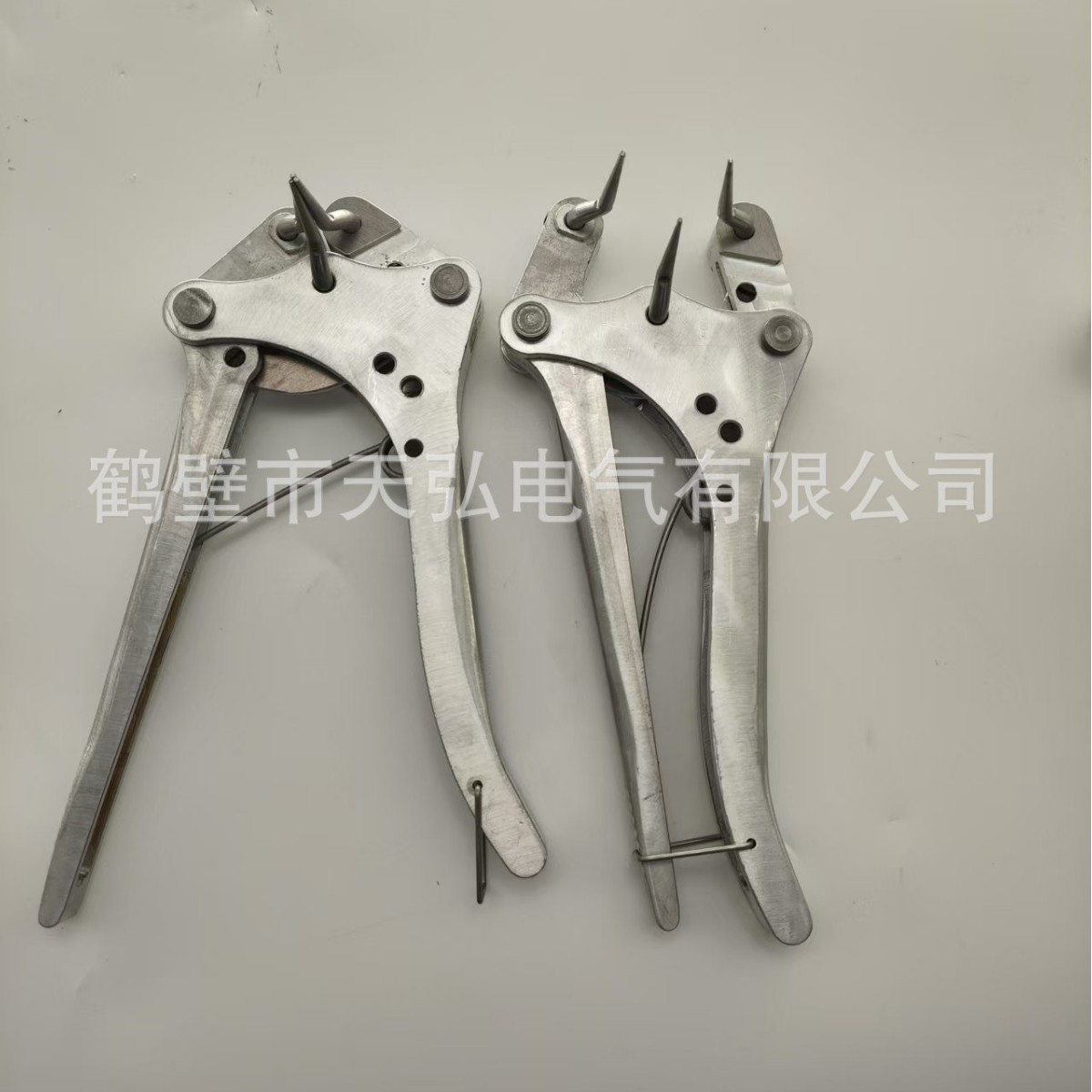 汽车线束工装治具手动扩孔器扩张钳线束治具