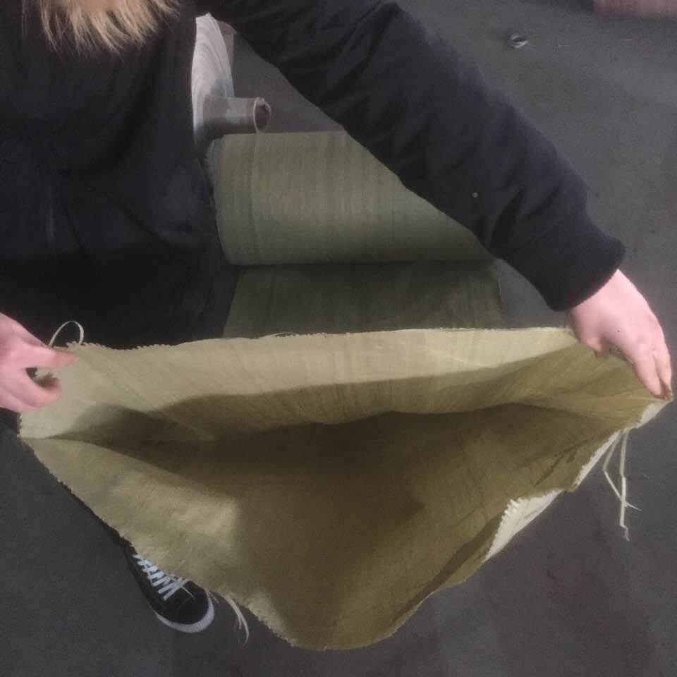 蛇家皮袋编织袋料筒料桶料布卷打直包卷布单层BNN卷缠绕带半成品
