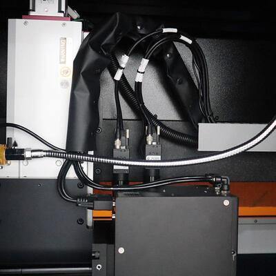 紫外超快飞秒光激精密加503线工设备光伏电池印刷网版划激切光割