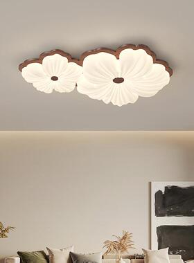 风卧光室吸650顶灯原木日e式温馨浪漫花朵主卧ld灯全谱护眼客厅主