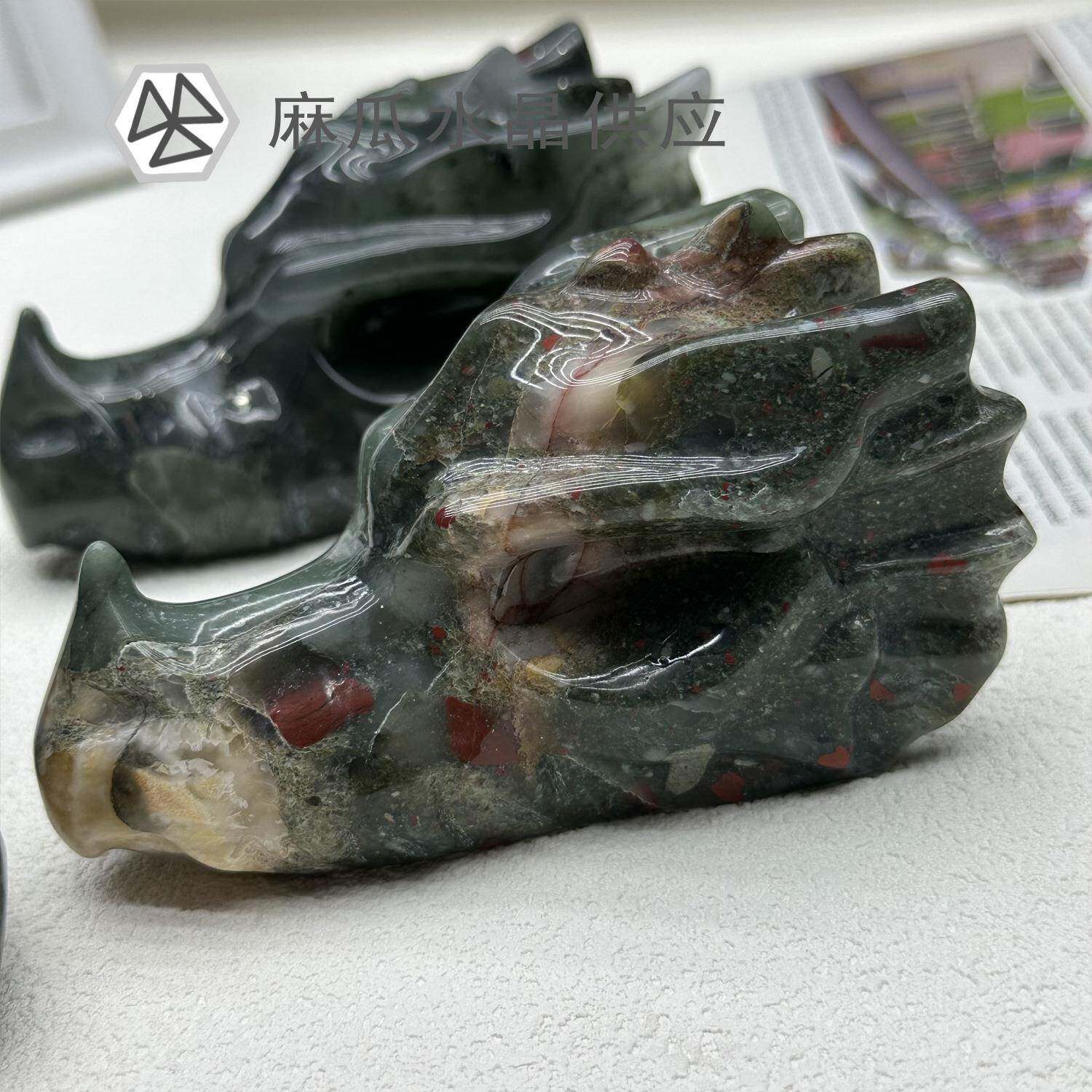 天然非洲血石龙头骨雕刻件摆件水晶原石打磨天然水晶供应