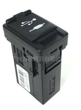 适用于汽车辅助端口电缆USB适配器插孔86190-0R010