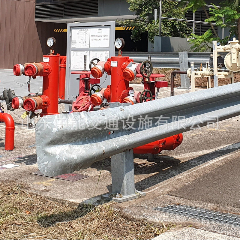 专业出口高速公路喷塑波形护栏鱼尾端头国道乡道防撞安全护栏端头