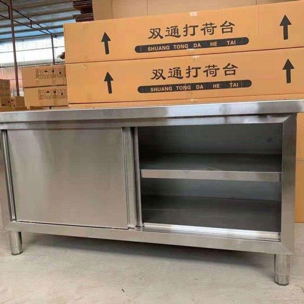 商用厨房操作台案板橱柜拉门工作台饭店不锈钢打荷台工作台,家装主材,商用厨房操作台/工作台,淘宝优惠券,粉丝福利购,淘宝优惠卷