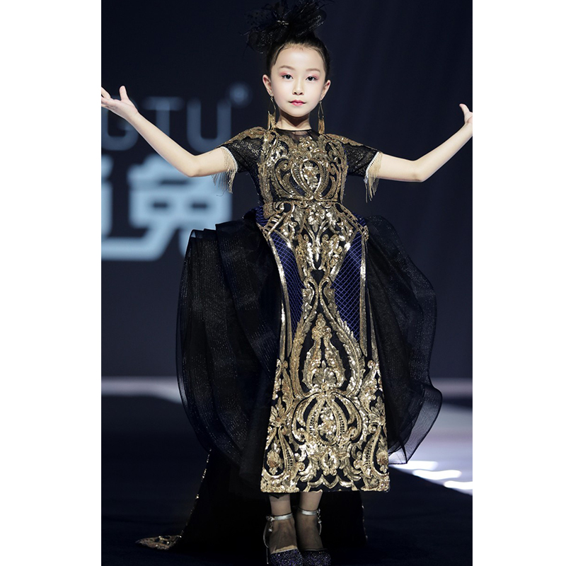 女童礼服轻奢走秀舞台演出钢琴演奏长裙儿童主持人轻奢模特公主裙