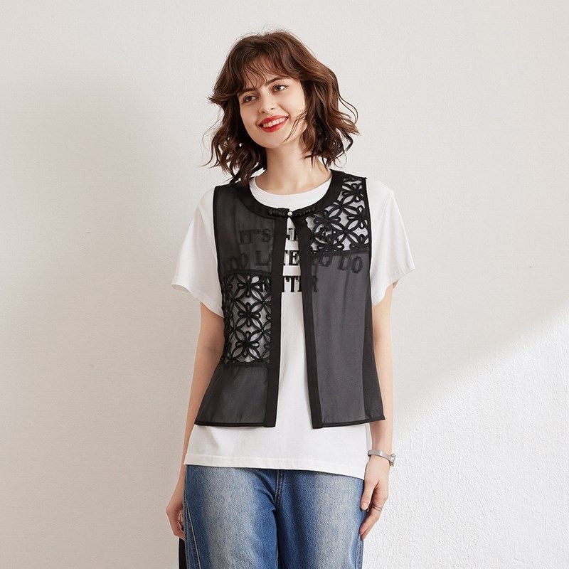 白鹿语立体花拼接镂空雪纺马夹2024夏季新款圆领盘扣装饰女式马甲