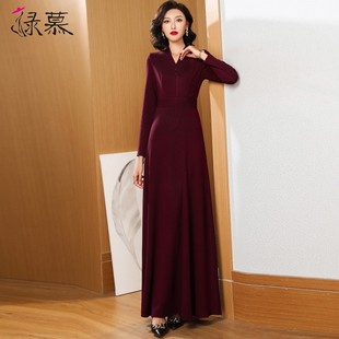 酒红色加绒加厚连衣裙修身长款2021冬季新款气质高端长裙到脚踝