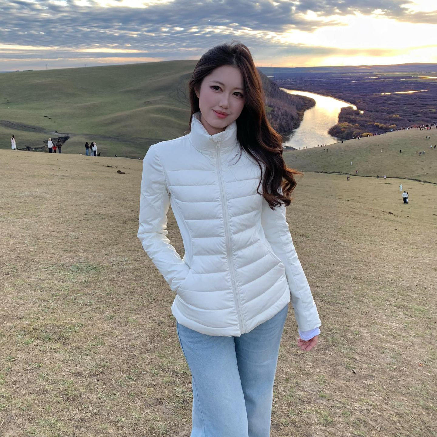 韩系气质通勤防水羽绒服女冬季新款立领排骨显瘦外套上衣时尚棉服