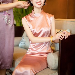 苏爱 汀揽粉色旗袍新中式敬酒服女新娘订婚结婚回门宴礼服小个子