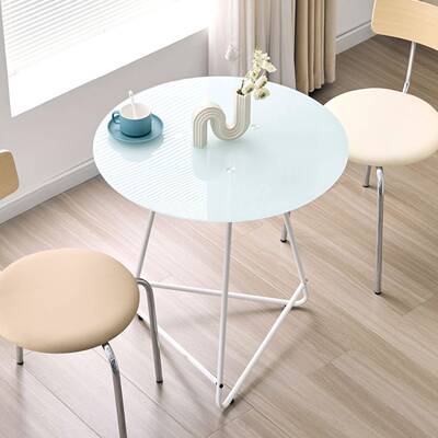 RIE中古餐风餐桌家用小户型吃饭桌红伊姆斯圆桌子咖啡网厅洽谈桌