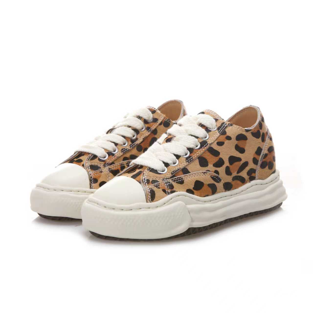 HIKESTAR隐形增高7公分溶解鞋