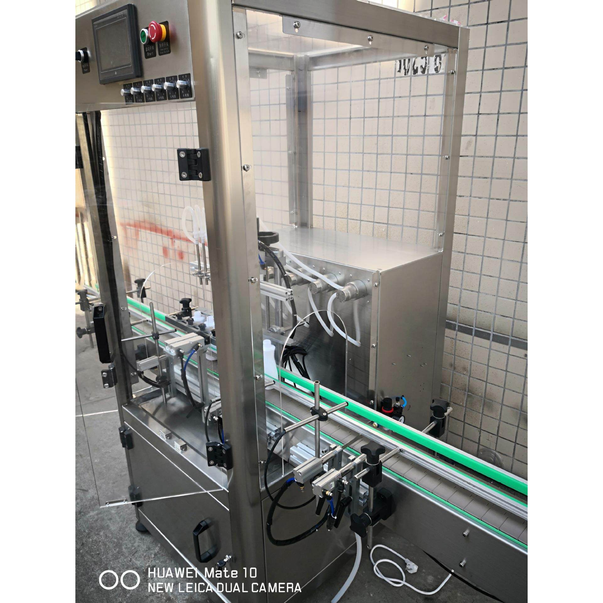 六头自动液体灌装机精油爽肤水卸妆水自动灌装机