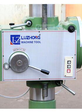 万向摇臂钻床Z313摇臂钻床钻孔直斜径2钻孔水Z3132平孔多3孔2加工