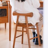 樱桃木蝴蝶小凳梳妆凳实木凳子休闲凳餐凳北欧原木风奶油风圆凳