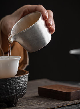 高档公道杯分茶器陶瓷茶具刷银公杯泡茶公平茶海单个茶具茶道配件