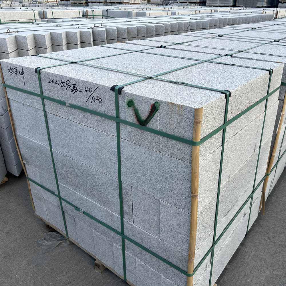 石材厂家芝麻白路石牙市政道路沿用石材道路平侧石石路365边石