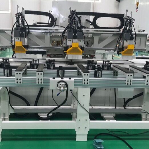 数控木工机械门套锁舌合页加工中心【三个合页同时加工】