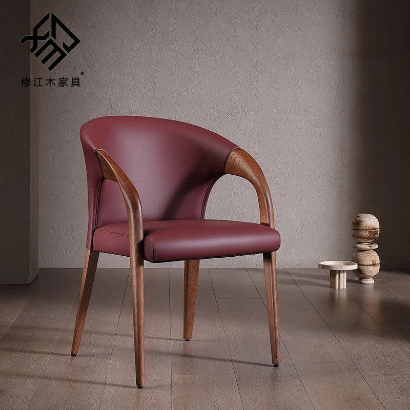 中古风家用现代简约餐椅舒服久坐靠背软包意大利设计师实木椅子凳
