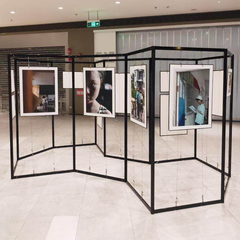 外户八棱LTI柱屏风展板美术作品挂展画览架作摄影品可折叠书画展