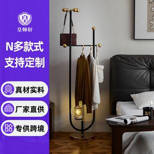 轻奢不锈钢衣帽架高级感入户客厅家用高档立式落地卧室衣服挂衣架