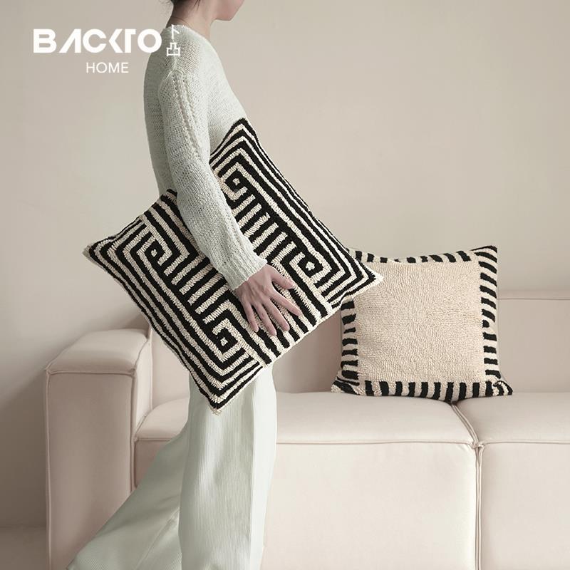 ACKTO卜凸居法式B中古白BTPL2303抱枕简约高级感客黑厅家沙发腰枕