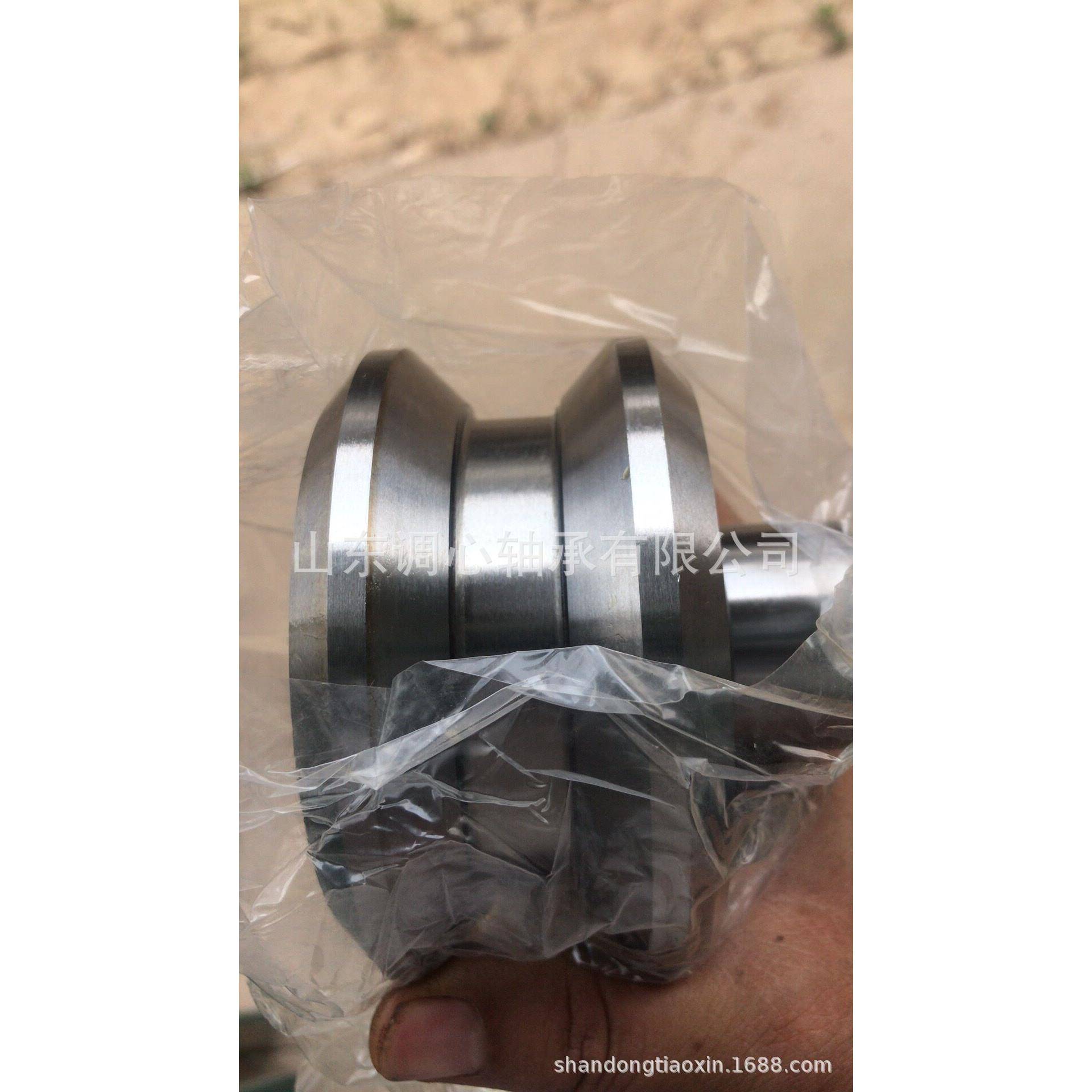 重型偏心滚轮轴承RK52带螺栓滚轮轴承R5YK52厂家直销带槽R轴Y承