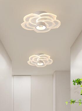 过道灯走廊灯2023新款简约现代创意花形入户玄关衣帽间LED吸顶灯