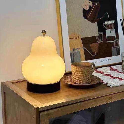 日式奶油梨子台灯客厅书房充电触摸便携装饰氛围灯卧室床头小夜灯